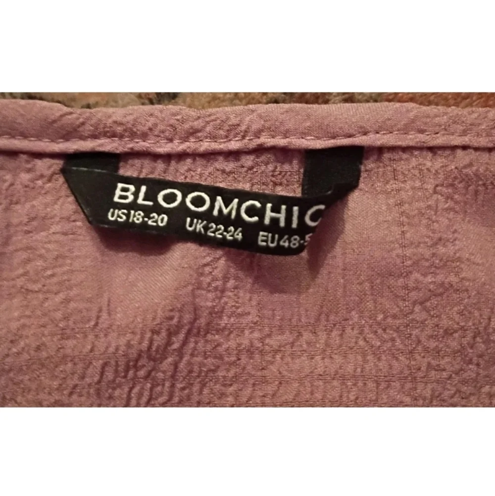 NWOT BloomChic Rose Tie-Front Blouse Women's 18/20 Boho Festival Cottagecore - Picture 2 of 4